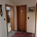 O1 - Gut Ausgestattete 3-zimmer 78qm Fuer 1-3 Personen 1xdz 1xez * Grafenwohr
