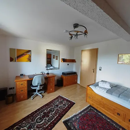 O1 - Gut Ausgestattete 3-zimmer 78qm Fuer 1-3 Personen 1xdz 1xez Appartement